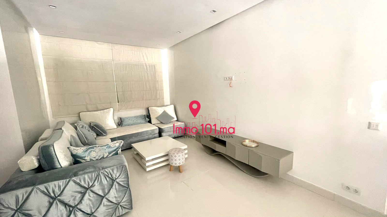 Villa moderne à vendre à Hay Riad SIV2282